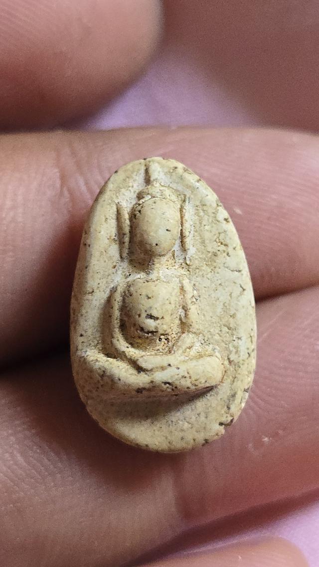 พระกรุวัดพลับ พิมพ์สมาธิเล็ก(ไข่จิ้งจก)