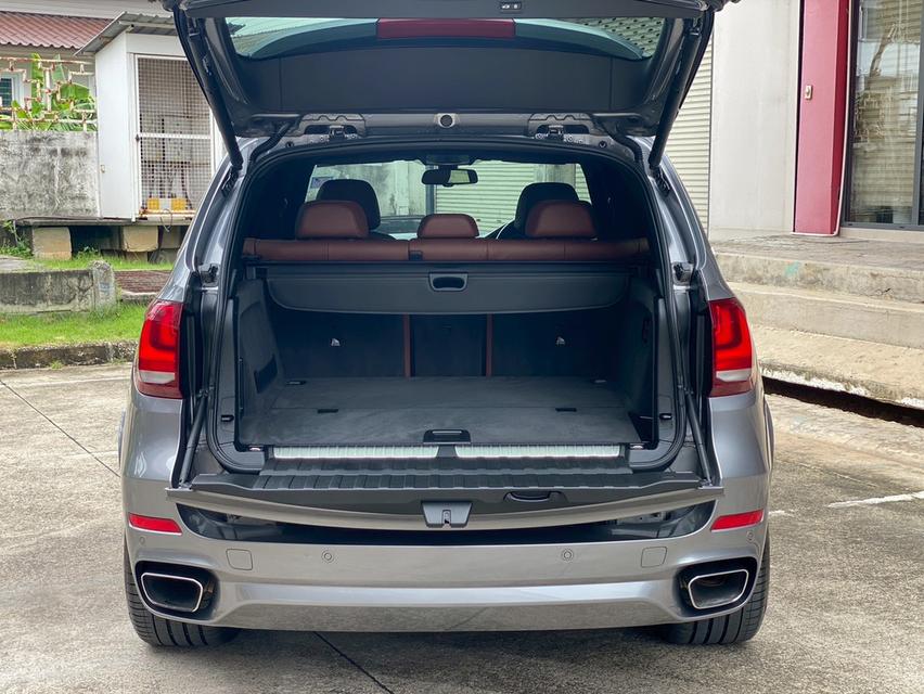 รหัสรถ PBG9999 BMW X5 xDrive40e M Sport ปี 2018 สีเทา ไมล์ 61,xxx km 7