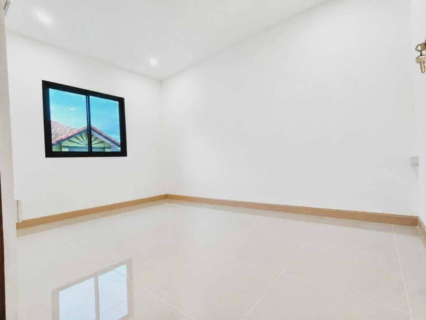 หมู่บ้านพฤกษา 33  ซอยวัดลาดปลาดุกทาวน์เฮาส์  2 ชั้น ตกแต่งใหม่พร้อมอยู่ มีรถประจำทางเข้าในหมู่บ้าน 14