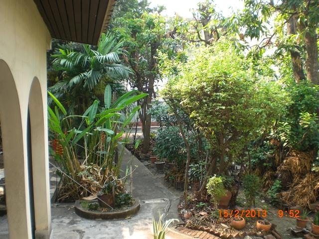 ขาย ที่ดิน พร้อมบ้านไม้ ซอยโรงน้ำแข็งเก่าถนนสาทรใต้ (ซ.เจริญราษฏร์1 แยก 3 ) โฉนด 190 ตรว. 4