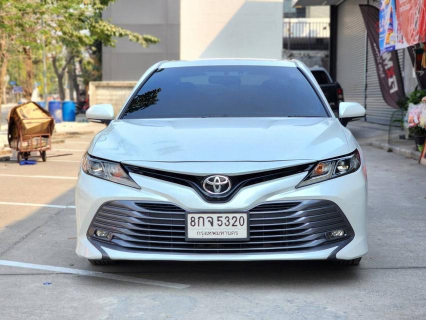 ขาย Toyota Camry 2.0G ปี18 2