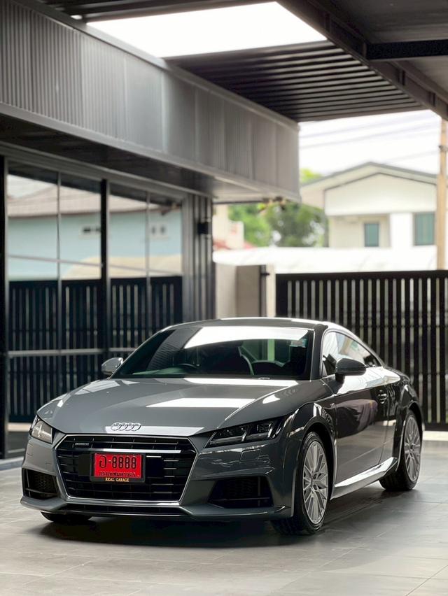 AUDI TT 