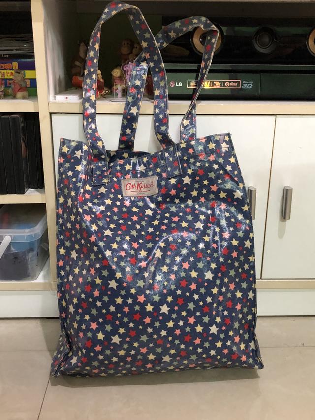 Cath kidston แท้กระเป๋าสะพายข้าง