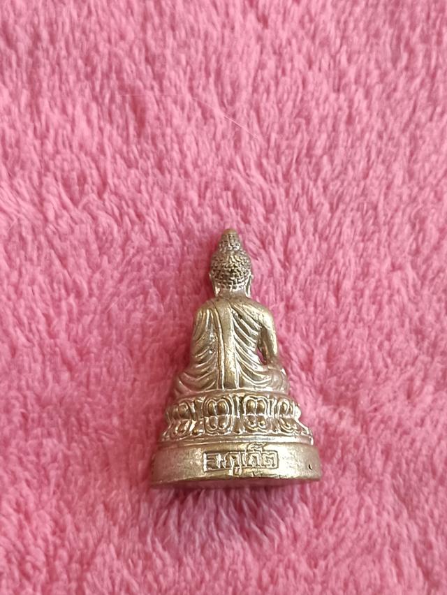 รูปหล่อ พระพุทธมิ่งมงคลเอกนาคคีรี หรือ พระใหญ่ จังหวัดภูเก็ต