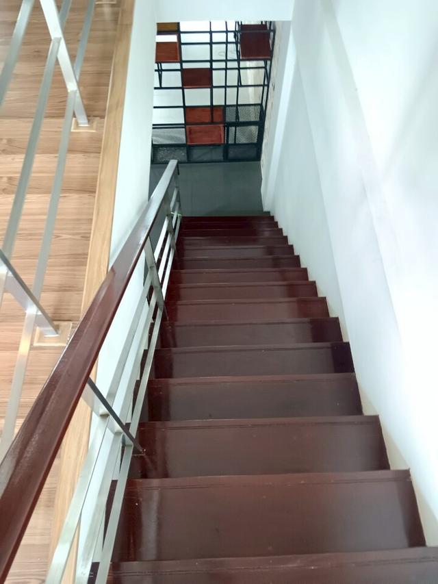 ขายด่วน ทาวน์โฮมส์ 3 ชั้น  แกรนด์ ไอ-ดีไซน์ วิภาวดีฯ | Grand I-Design Vibhavadi 8