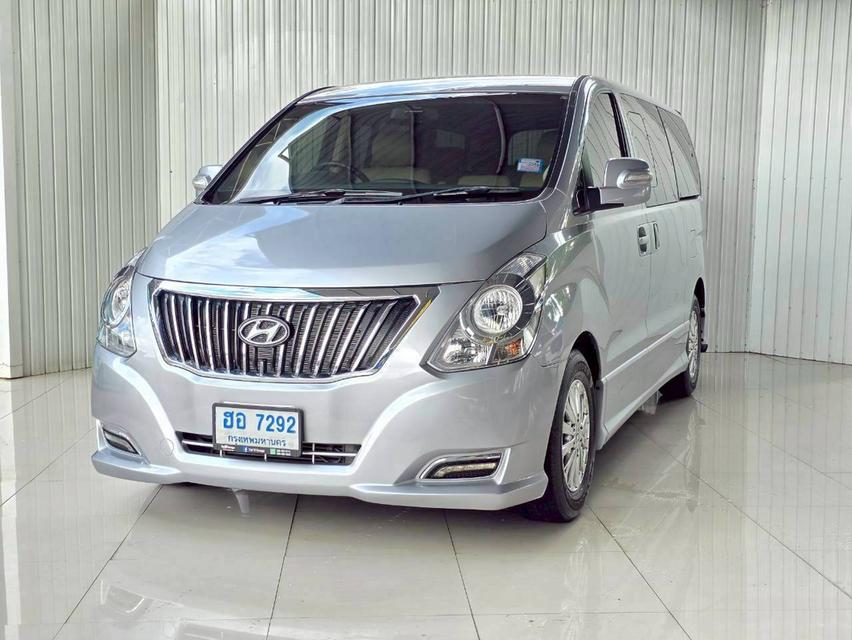 HYUNDAI H1 ELITE ปี 2018 จด 2019 โฉม ปี 08-18