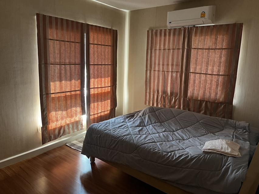 ให้เช่าบ้านเดี่ยว 55 ตรว. 2 ชั้น 3 ห้องนอน 3 ห้องน้ำ พร้อมเฟอร์และแอร์ทุกห้อง หิ้วกระเป๋าเข้าอยู่ได้เลย 13