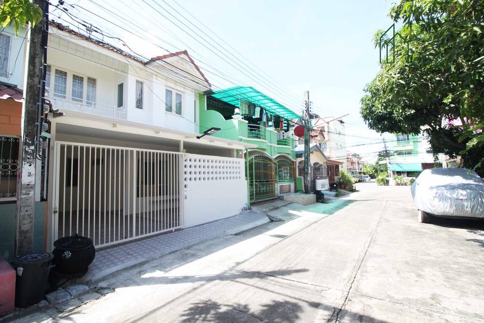 ทาวน์เฮ้าส์ 2 ชั้น หมู่บ้านพิศาล ท่าข้าม 28 บางขุนเทียน รีโนเวทใหม่  20