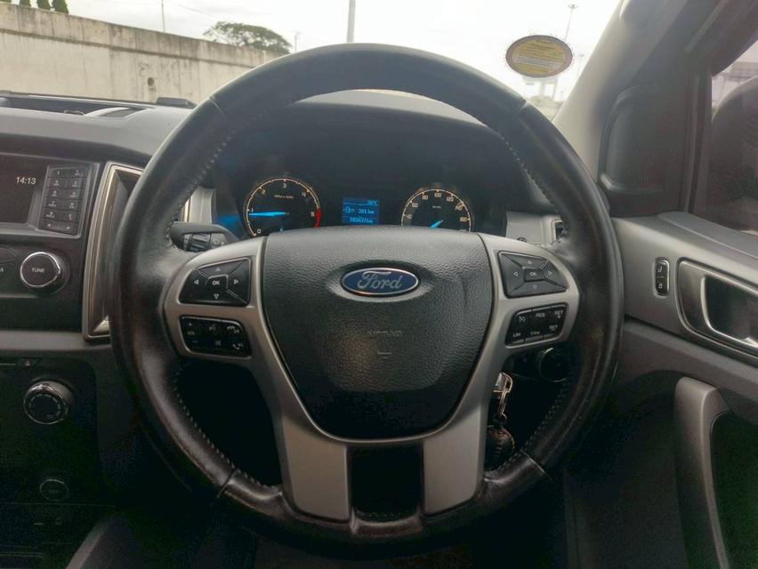 Ford Ranger Hi-Rider Double Cab 2.2 XLT เกียร์ Auto สีเทา รถปี 2017 จด ปี 2018 15