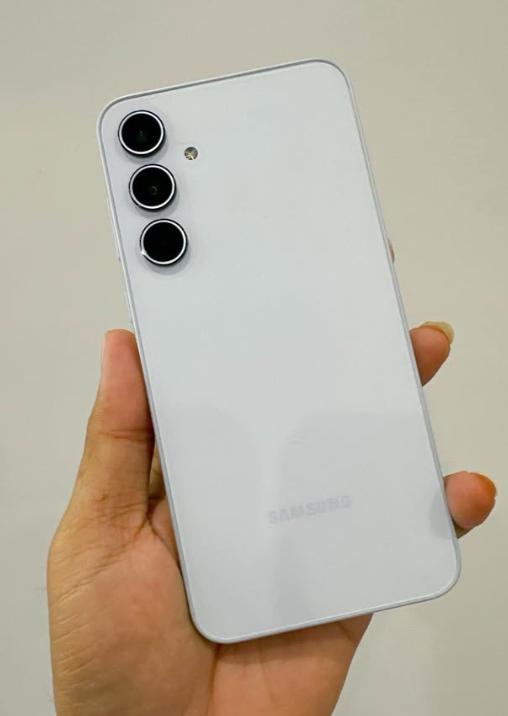 Samsung Galaxy S25 พร้อมใช้งาน 3