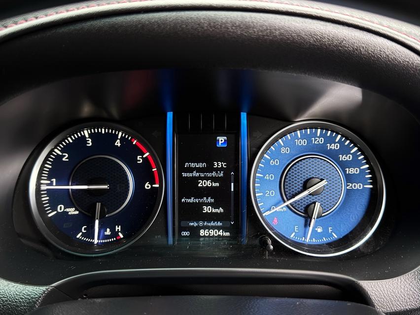 TOYOTA FORTUNER Commander 2.4 V 2WD AT (Year 2022) รูปที่ 13