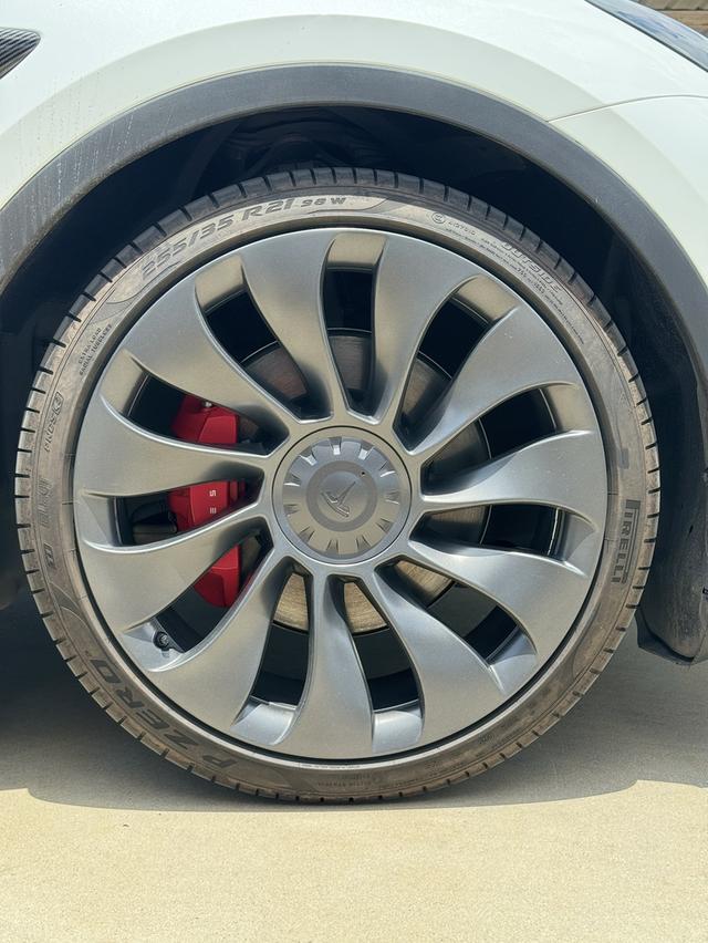 Tesla Model Y Performance ปี 2023ตัวท็อป รูปที่ 9