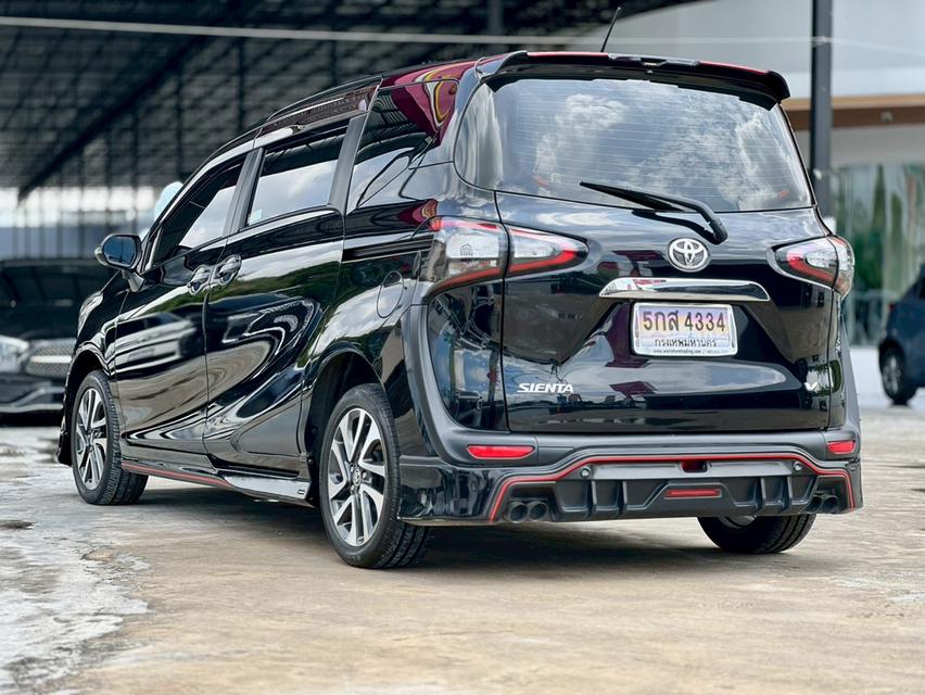 ปี 2020 TOYOTA SIENTA, 1.5 V โฉม ปี16-ปัจจุบันสีดำ เกียร์ออโต้ เครื่องเบนซิน มือเดียวป้ายแดง 3