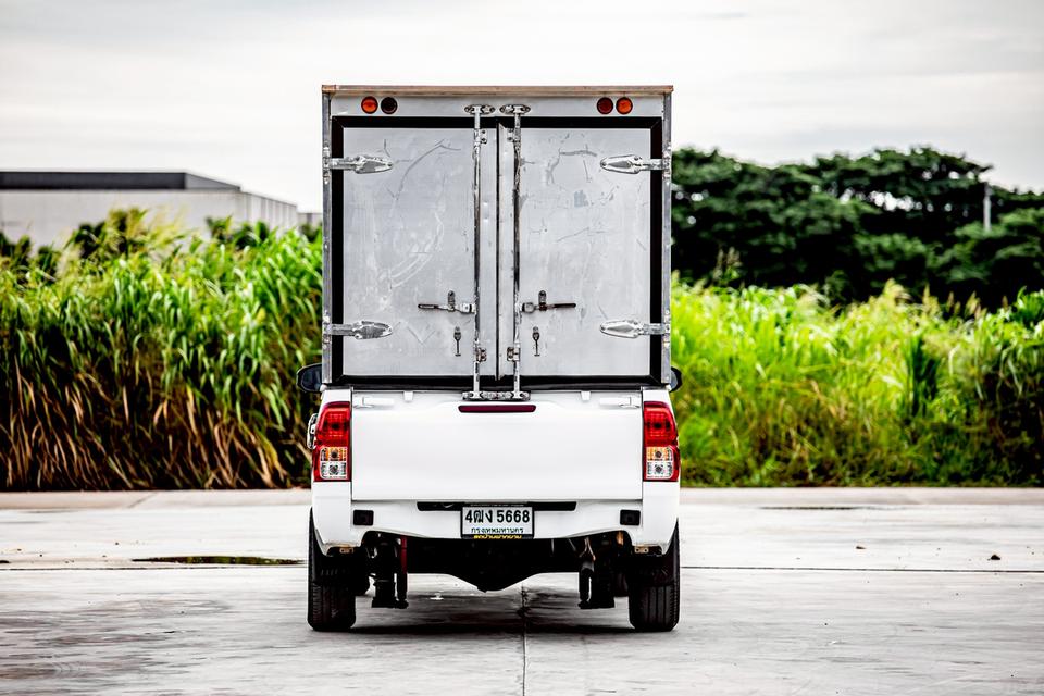 Toyota Revo 2.4J Plus Standard Cab สีขาว เกียร์ธรรมดา กระจกไฟฟ้า ปี 2018 8