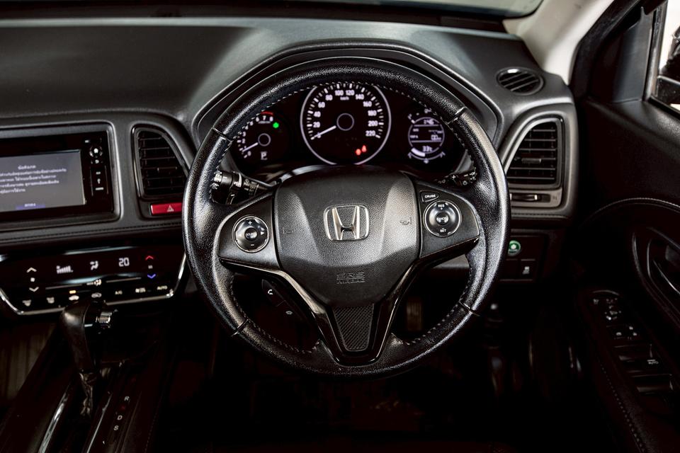 Honda Hrv 1.8E สีเทา ปี 2016 เบาะไฟฟ้า 15