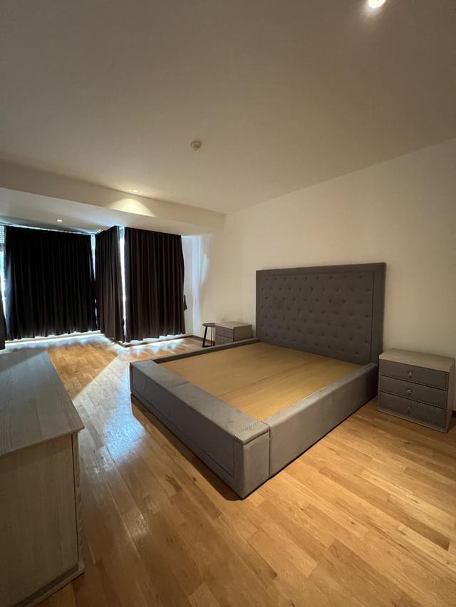 ขายห้องเพนท์เฮ้าส์หรู The Empire Place สาทร 370 ตร.ม. 3 ห้องนอน พร้อมสระส่วนตัว 2