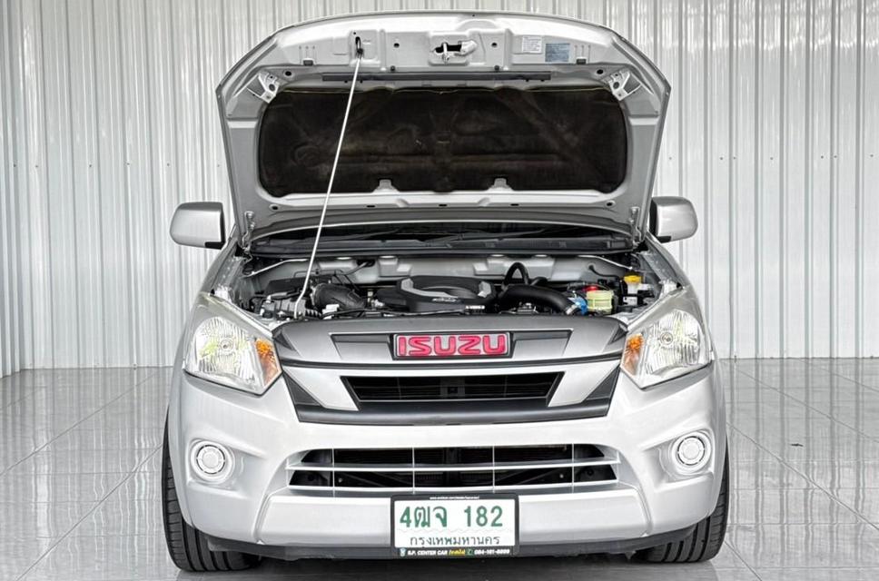 Isuzu D-Max 1.9S ดีเซล เกียร์ธรรมดา ปี2019 4