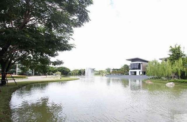 PB5273 ให้เช่าบ้านเดี่ยว โครงการ มัณฑนา ศรีนครินทร์-ร่มเกล้า เขตมีนบุรี  ย่านเคหะร่มเกล้า ซอยร่มเกล้า24 บ้านว่าง 8 พ.ค 2568 2