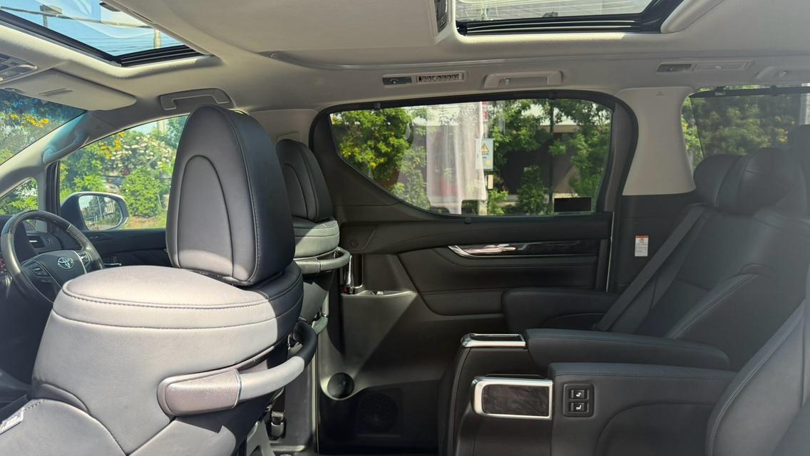 2019 TOYOTA VELLFIRE 2.5 ZG Edition สีขาว Milage 106,XXX KM ชุดแต่ง Modellista รอบคัน กระจกมองหลังเป็นกล้อง รูปที่ 9