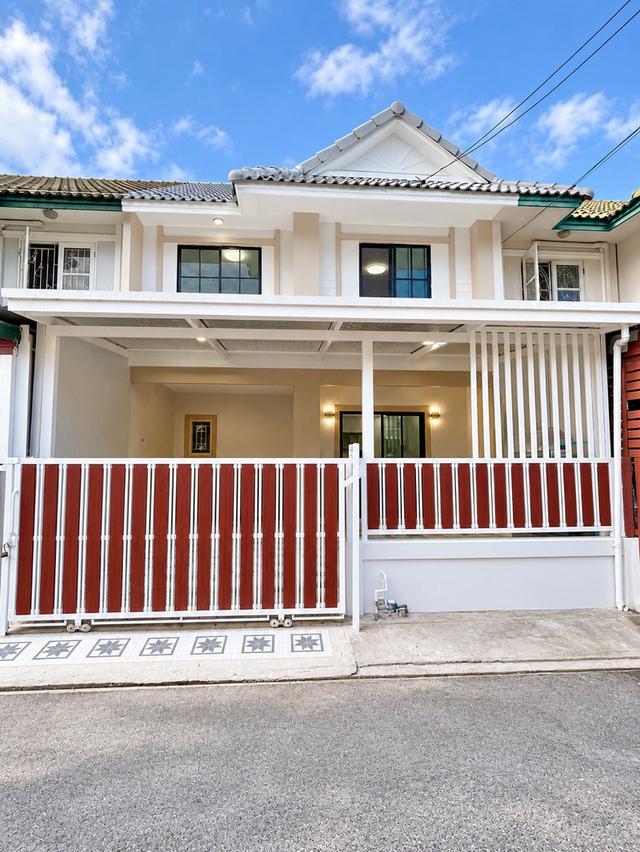 หมู่บ้านพฤกษา 30/1 ถนนบ้านกล้วยไทรน้อย ทาวน์เฮาส์ 2 ชั้น ตกแต่งใหม่พร้อมอยู่ บ้านหน้ากว้าง 6 เมตร พร้อมเฟอร์นิเจอร์ 1