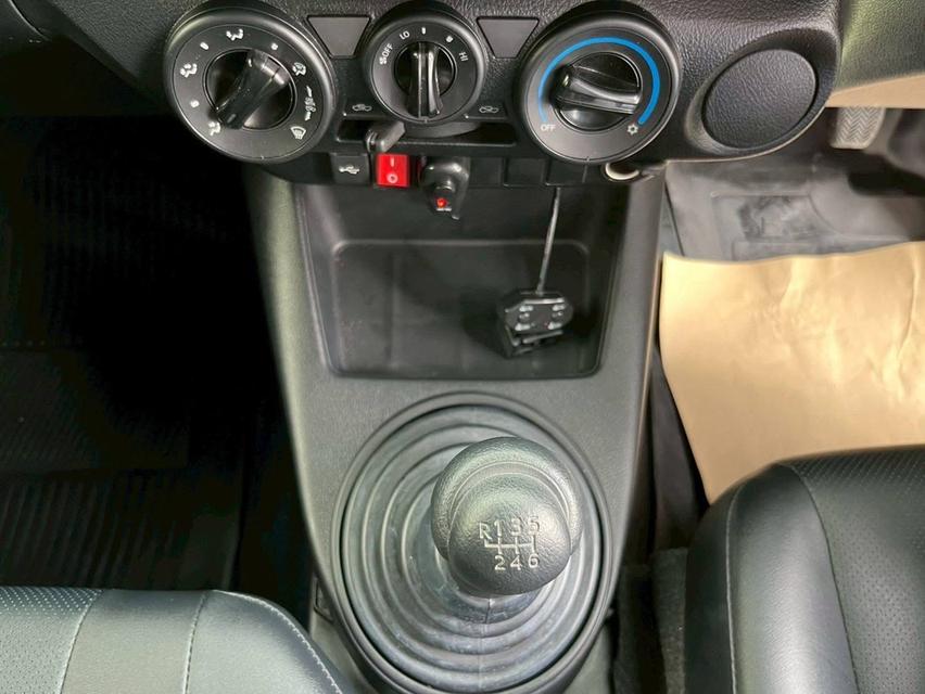 TOYOTA REVO SINGLECAB รุ่น ENTRY กะบะยกดั้ม เครื่อง2.8cc.เกียร์ธรรมดา ปี 2025