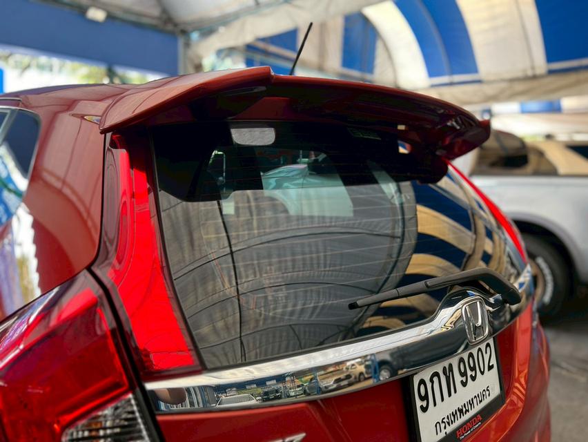 รถบ้าน มือเดียวป้ายแดง ฟรีดาวน์ได้ 9