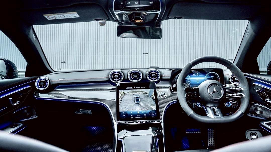 Mercedes-AMG CLE53 4Matic+ Coupe’ 3