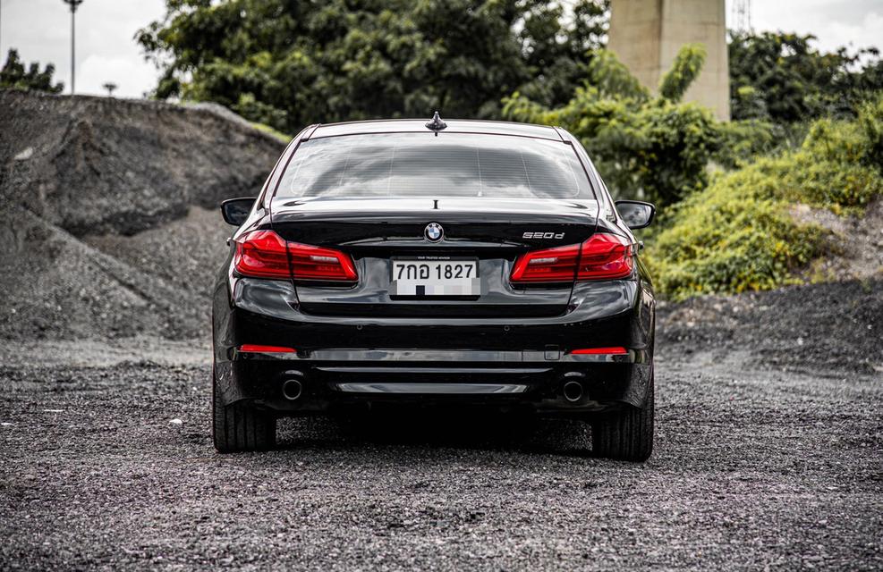 🔥จากรถใหม่ 3.4 ล้าน วันนี้เหลือ 799,000 บาท! ได้ BMW G30 ดีเซล 190 แรงม้า ทั้งหรู ทั้งแรง และประหยัดBMW 520d Sport 2.0 G30 AT 2018 ราคา 799,000 บาท รูปที่ 6