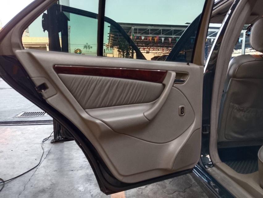 รถยนต์มือสองรถเบนซ์มือสอง รูปที่ 3