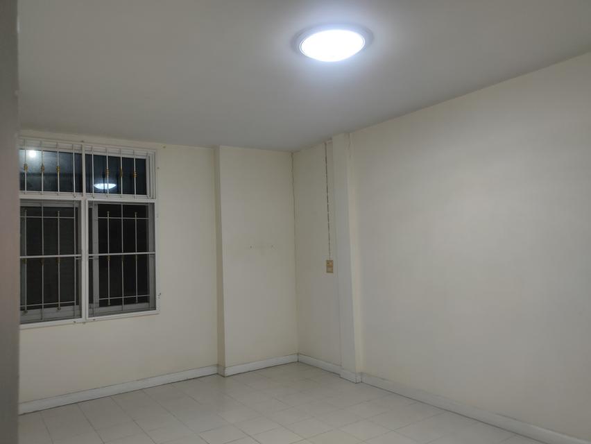 ขายด่วนทาวน์เฮ้าส์2ชั้น หลังมุม หมู่บ้านไทยสมบูรณ์3 คลองหลวง ปทุมธานี 5