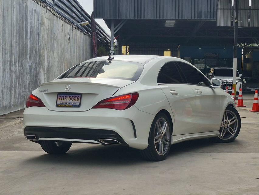Mercedes-Benz CLA250 AMG