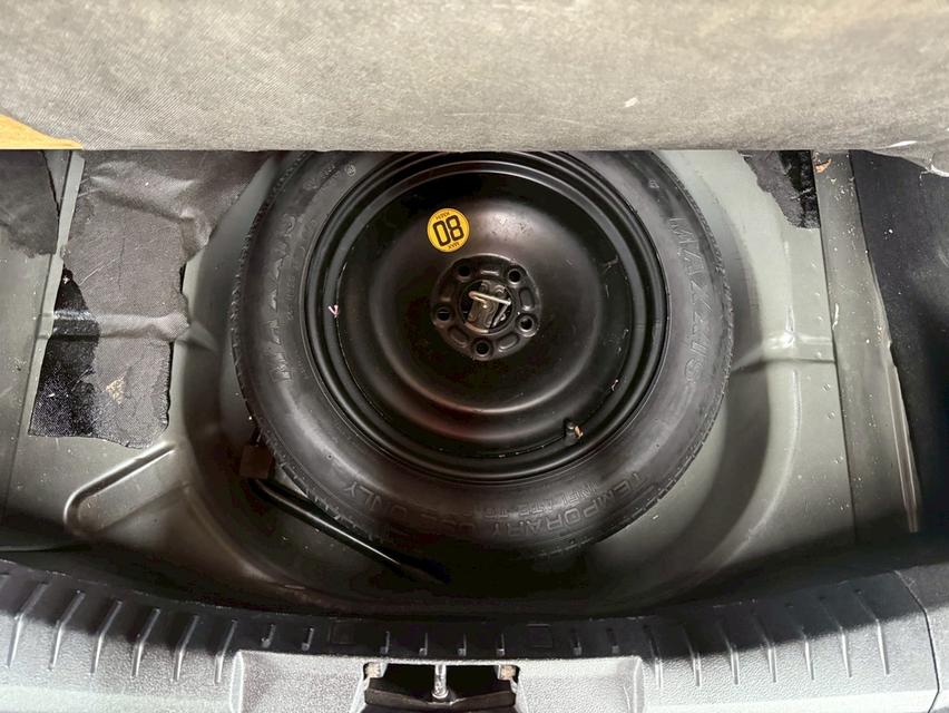 ขายด่วน! Ford Focus 1.8 Sedan AT ปี 2011 รถสวยมือเดียว สภาพดี พร้อมขับทันที! 18