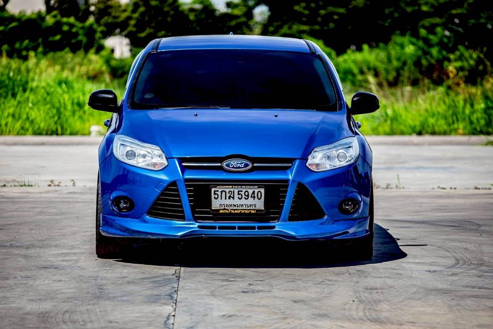 Ford focus 1.6 Sport ปี 2014  สีน้ำเงิน 5 ประตู 3