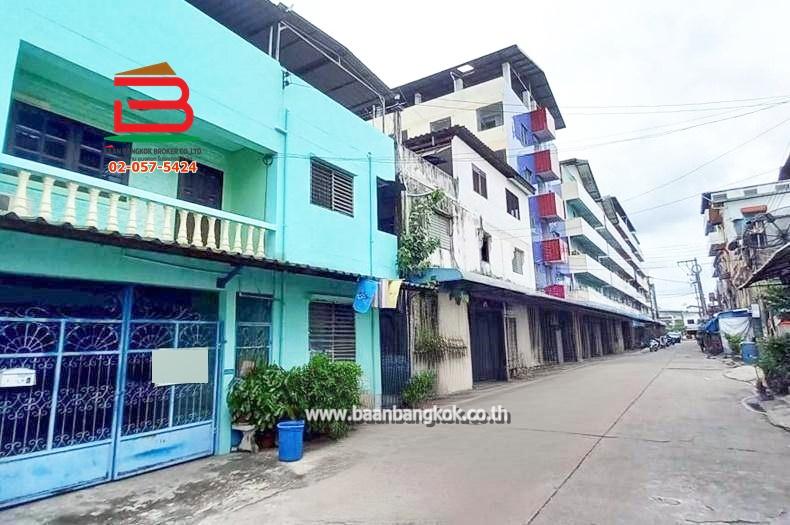 บ้านพร้อมห้องเช่า เนื้อที่ 39.6 ตรว. ซอยไทยธานี 25 ถนนพหลโยธิน ต.คลองหนึ่ง อ.คลองหลวง จ.ปทุมธานี 11
