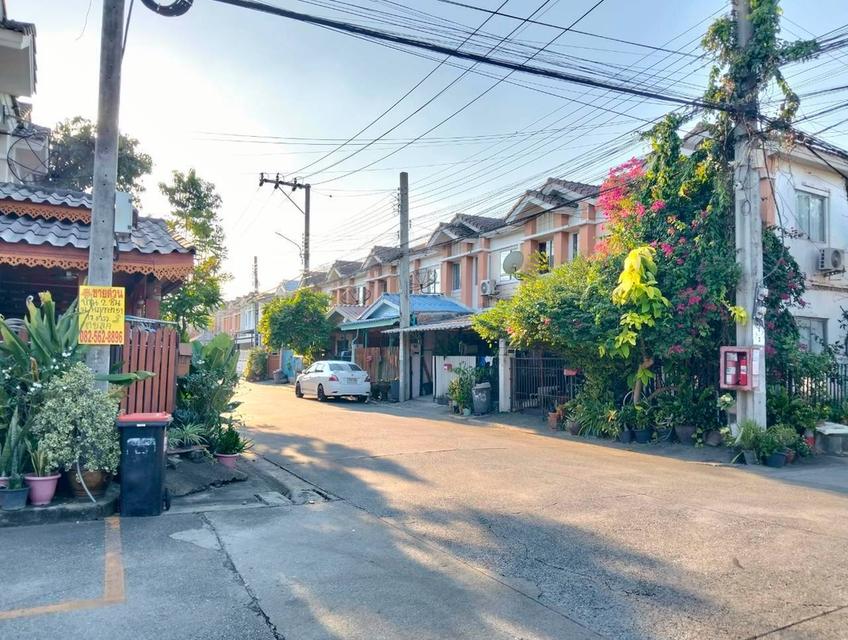 ขายบ้าน 2 ชั้น หมู่บ้านพฤกษา 51 ซอยฉลองกรุง 53 4