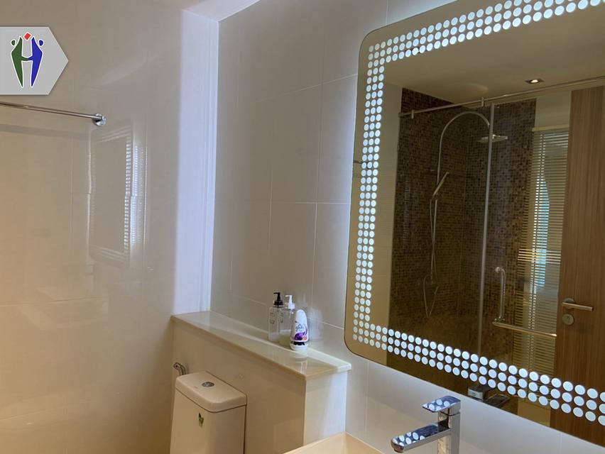 คอนโดให้เช่า 7000 บาท นาจอมเทียน พัทยา  •	ขนาด 27 ตารางเมตร สตูดิโอ ห้องน้ำ •	ระเบียงชั้นสูง •	เครื่องปรับอากาศ, ตู้เย็น, ทีวี ไมโครเวฟ •	พร้อมเฟอร์นิ 7