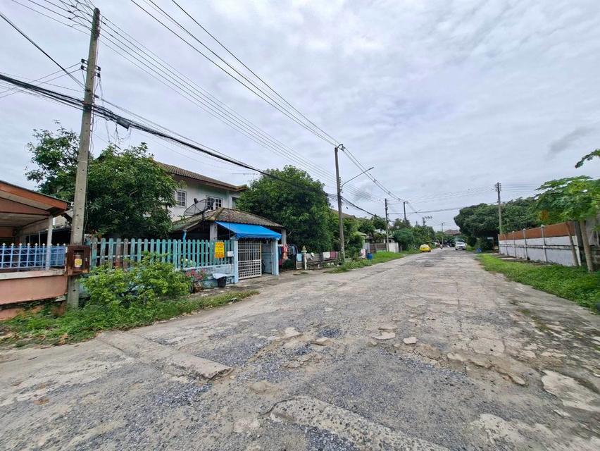 ขายบ้านแฝด 2 ชั้น หมู่บ้านมัฆวานรังสรรค์ คลอง10 ธัญบุรี 3