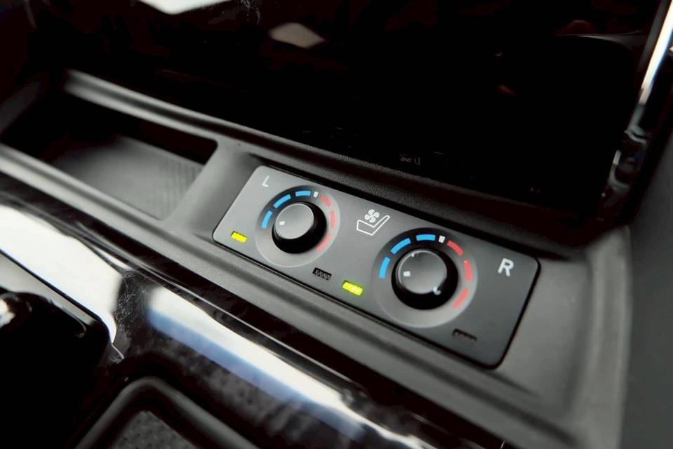รหัสรถ PR9789 Toyota Alphard 2.5 SC Package ปี 2020 19