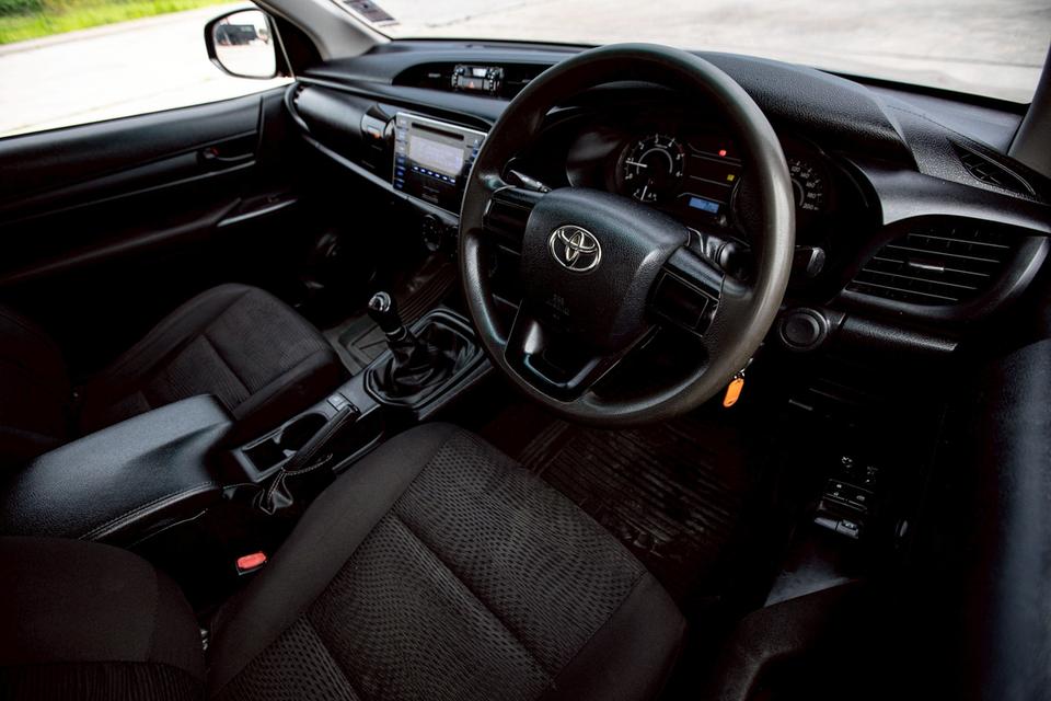 Toyota Revo 2.8J ปี18 16