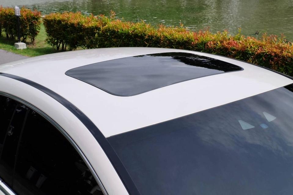 (แจ้งรหัสรถ PR9696) Mercedes Benz (W257) CLS300d AMG ปี 2020 รูปที่ 4