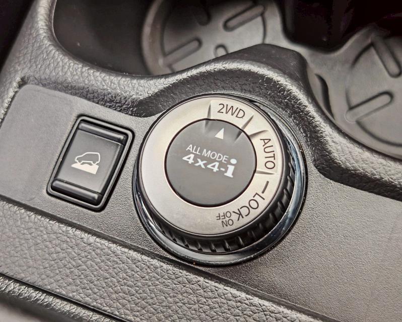 ขาย  NISSAN X-TRAIL 2.0V 4WD ปี 2018 ไมล์แท้ 80,000 กม. 15