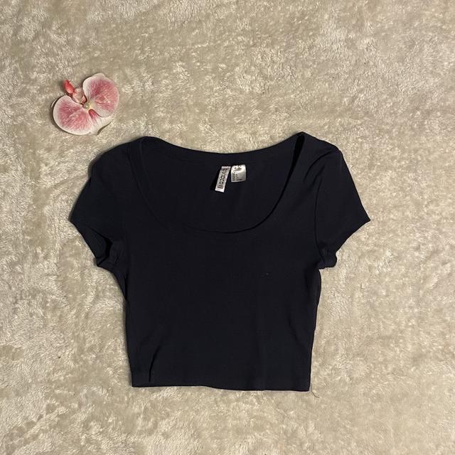 เสื้อครอป h&m