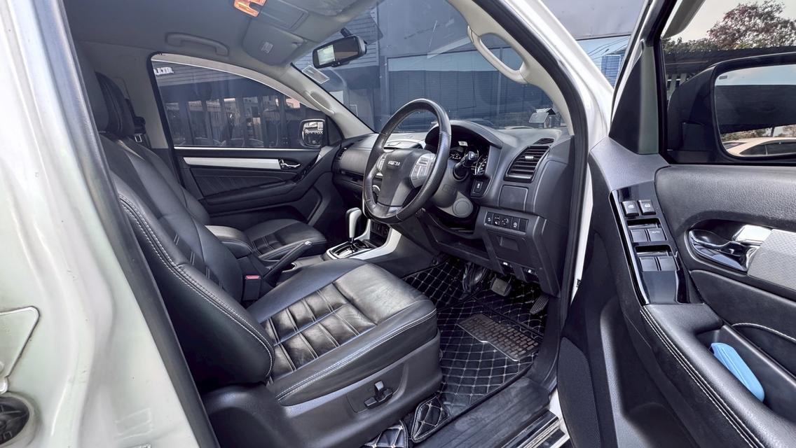 รหัสรถ TPV4947 :MUX The Iconic Pearl White (เจ้าของมือเดียว)ปี : 2018 7