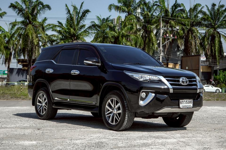 รหัสรถ CBL3595 TOYOTA FORTUNER 2.4 V AT 2017