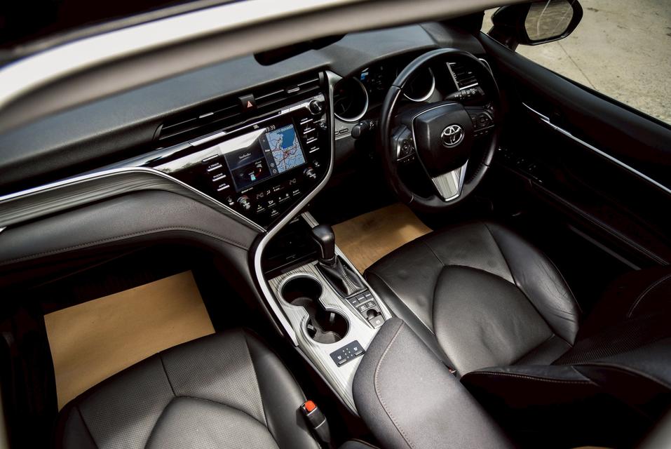 รหัสรถ CBL5887 TOYOTA CAMRY 2.5 HV Premium AT 2019 19