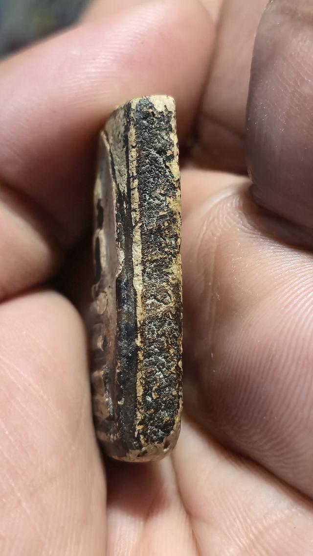 พระสมเด็จวัดะฆัง พิมพ์ฐานแซม ลงรัก 4