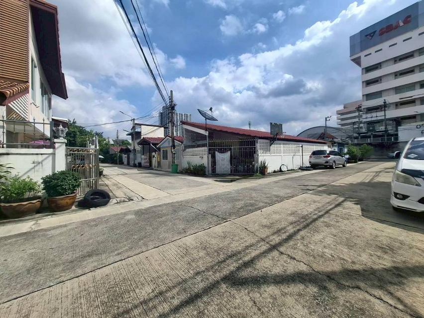 ขายบ้านชั้นเดียว หมู่บ้านชัยวิวัฒน์4 ซอยติวานนท์ 13 4