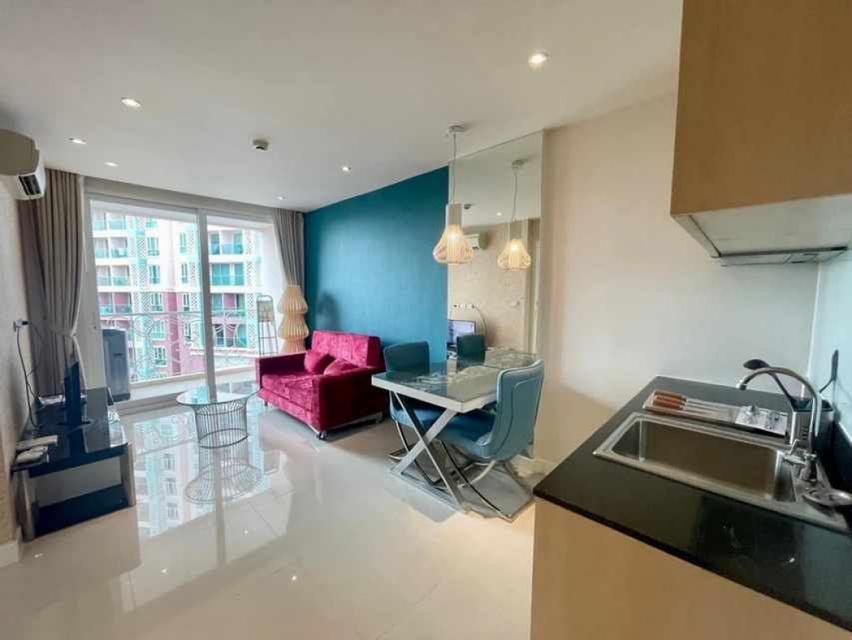 C690 ให้เช่า คอนโด Grande Caribbean Condo 1 ห้องนอน 4