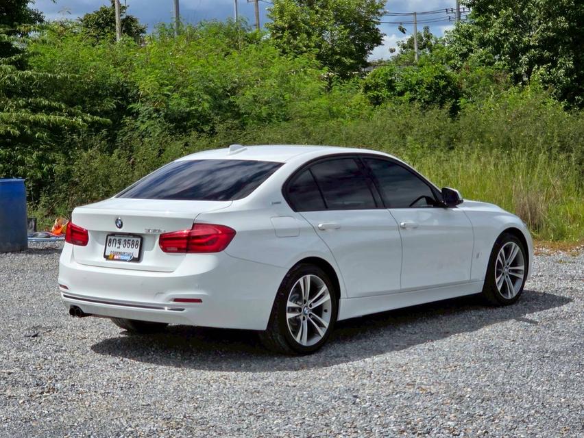 รหัสรถ NC3588 ✳️ 330e Plug-In HYBRID Iconic [F30] " LCI " 3