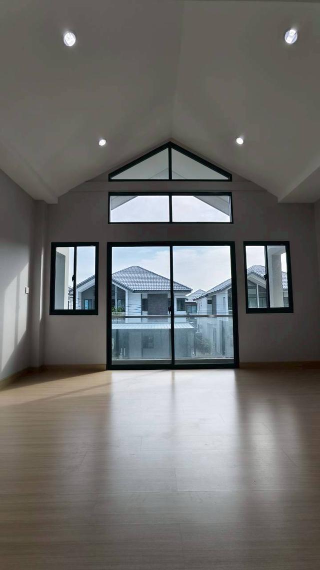 บ้านเดี่ยว มือหนึ่งโครงการ 16